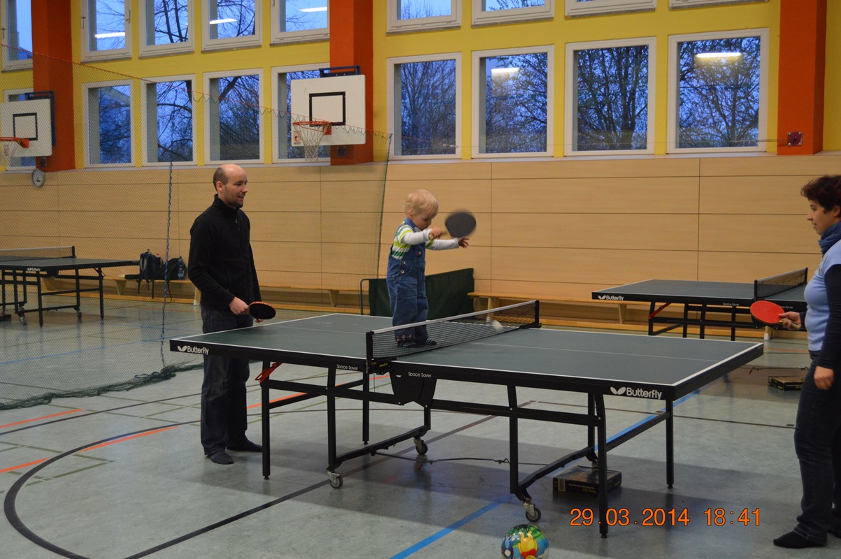 Action auf dem TT Tisch Action auf dem TT Tisch